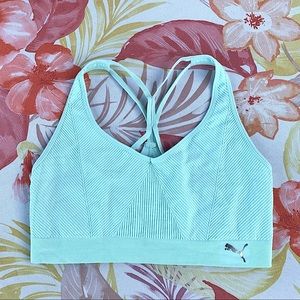 Puma ribbed racer back sports bra Sz L